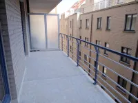 海灘邊的紐波特公寓