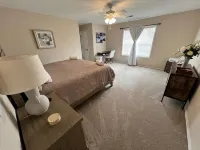 Family Fun! Games, 1G Fast WiFi, 1 King, 2 Queens, & Sofabed, Sleeps 8 in Rogers