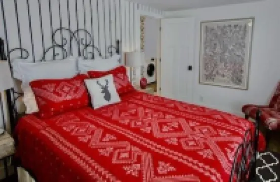 Hidden Gem! Swiss Cottage Ski Chalet