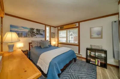 Incline Village 1 Queen 1Bath with AC, WiFi & Parking Hotel in zona Sand Harbor Beach