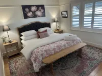 Cottage on Dickson.  Charming Country Escape in Prime Location. 巴克斯馬什住宿飯店