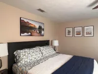 Pool, Heated spa, Pickleball court, BBQ, Sleep 16