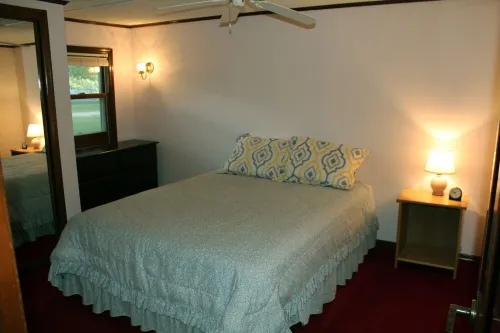 Beautiful Cabin On Upper Hay Lake Hotels in Jenkins Township