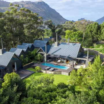 Future Found Sanctuary in Hout Bay by Newmark Отели рядом с достопримечательностью «Винодельня Groot Constantia»