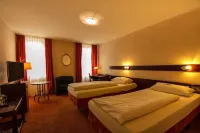 Stadt-Hotel Lörrach Gbr Hôtels à : Lorrach