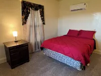 Charming 3-bedroom country house with AC and WiFi near Wilmington