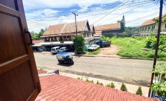 That Luang Place House