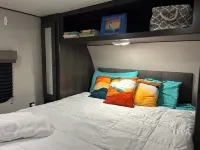 Cozy RV in Beach Art District in Melbourne with AC, WiFi, & Pet-Friendly!