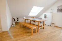 Modern and bright vacation apartment with Hutewald view