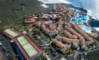 Esencia de La Palma by Princess - Adults Only - parking