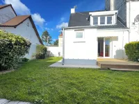Maison 2 Chambres, Jardin Proche Plage & Centre Ville Hotels near Les Baraques Military Cemetery