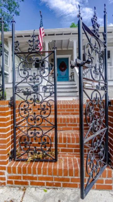 Charming Historic Empie-Possion Cottage