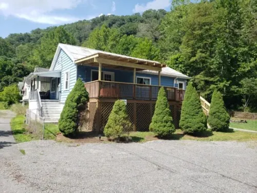 Cottage 3 In Kimball next to HMT has HOT TUB/NO BUNKS. We offer ATV Rentals!