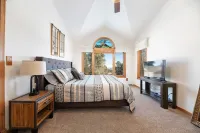 Fabulous Black Hills Hideaway ~ Hot Tub ~ Quiet And Peaceful Getaway!