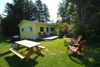 Lyons Cottages - Cottage #6, 3BR Walk to the Beaches of Stanhope National Park!