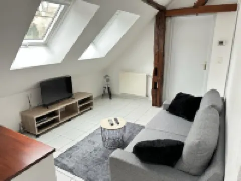 Cosy apartment, close to all amenities yet in a quiet location