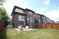 4BR Cozy Home in Evanston