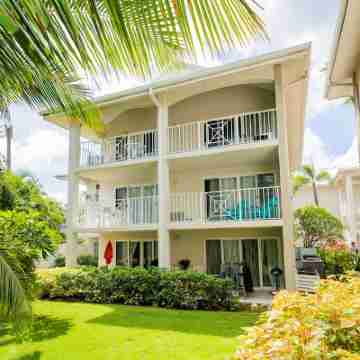 215 Resort Make 2Br/2ba Condo on Seven Mile Beach Hotel Exterior