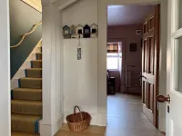 Sea Views, Sauna, Jacuzzi Bath, Decking, BBQ, Summer House, Perfect!