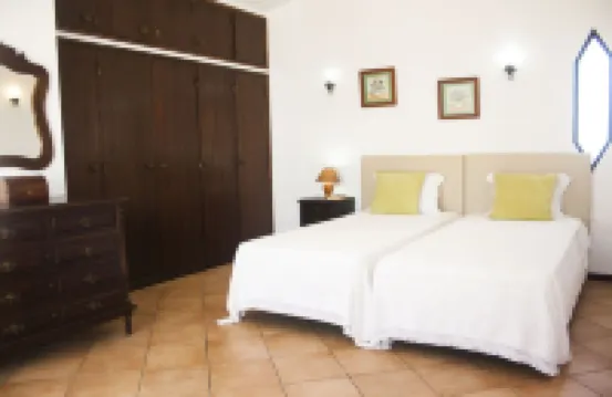 Detached villa with private pool 1.5 km from Vilamoura marina