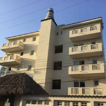 Beachfront condo - steps to sand and surf
