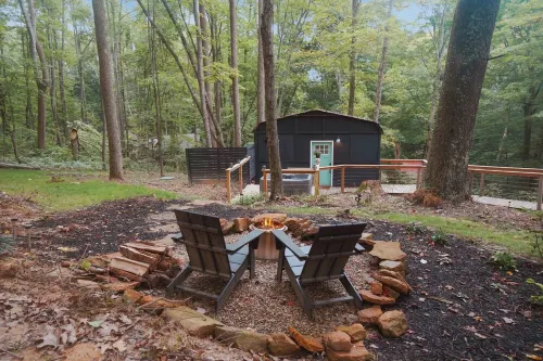 Cute and Cozy! Relax in Hot Tub! Caves Close فنادق في بینٹن ٹاؤن شپ