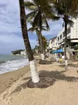 Caribbean style villa directly on the beach