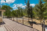 Creekside Getaway by Downtown