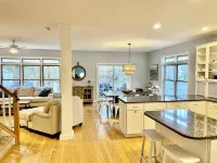Huge home Perfect for Sun, Sand, and Fun in Bethany Beach Area! 3000 sq ft.