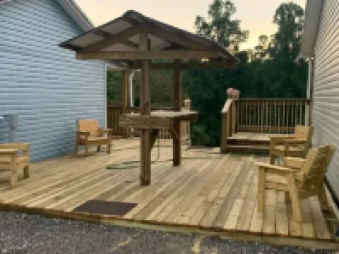 Lake Cumberland "Idol Time Cabin" near Clearwater