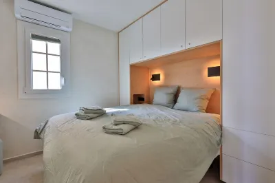 Appartement 3 Pièces vue sur mer Hotels near Les Roches de l'île des vieilles