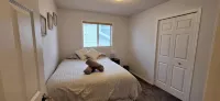 Cozy 2-Bedroom Shared Space (Not an Entire Home) – Your Gateway to the Mountains - 방갈로