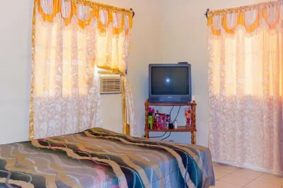 Beautiful 2 Bedroom Home On Hilltop In Santa Elena Cayo, Belize