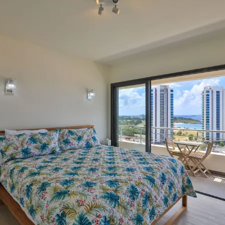 Oceanview 2BR-walking distance to Mullet bay Beach