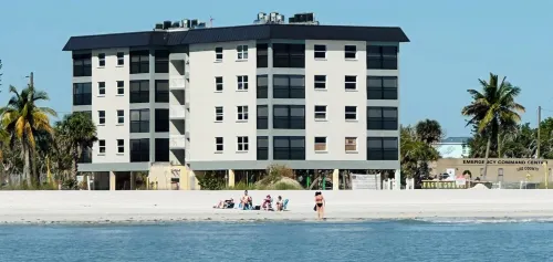 Estero Sands 2BR. 2BA Beautiful Beachfront Condo