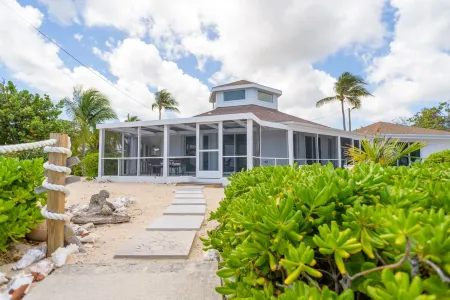 50% Off 4th Night! Private, Quiet Oceanfront Home, Wrap-Around Screened Porch.