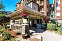 Cozy Condo | Epic Mountain Views | Parking Garage | Central | Air Conditioning