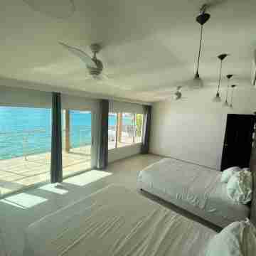 Amazing 7 Bedroom 5 Bath Villa Beachfront Private Pool Rooms