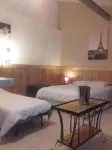 Maisonnette 15 minutes from Paris and Stade de France Hotel di Deuil-la-Barre