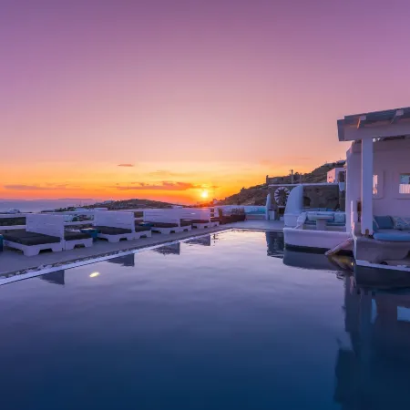 Flaskos Suites