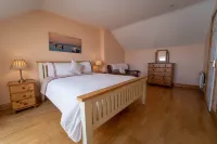Spacious Comfortable Holiday Home in the Heart of Dingle - 3-Star