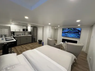 Pvt Studio near Fairway Mall & Waterloo Airport. Downtown in few minutes Hotels near Christie Digital Systems Inc