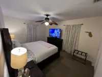 Beautiful Home in West Palm Beach W/ Largest Pool and Jacuzzi 팜 비치 애틀랜틱 대학 주변 호텔