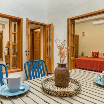 Apartment Basquiat Beautiful Design, 47th Street