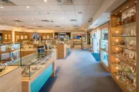 Ocean Front Divers Haven - World Class Diving & Snorkeling One Giant Stride Away
