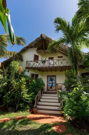 Villa Punta Coral in a fantastic location right by the sea