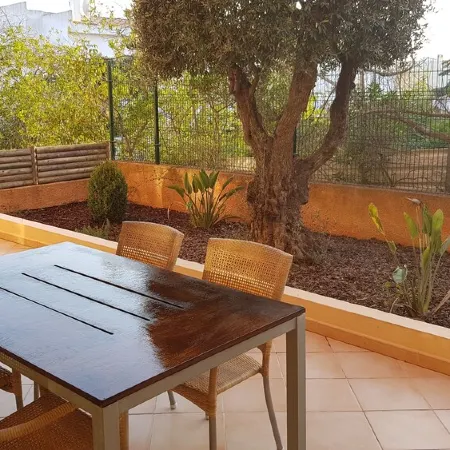 BAIA DA LUZ - APARTMENT T2 + TERRACE GRANDE