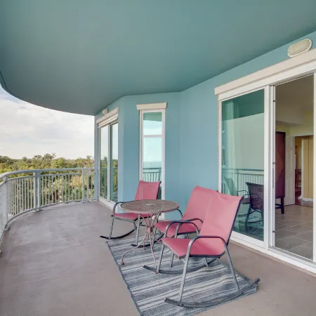 Gulfport Condo with Views Walk to Beach