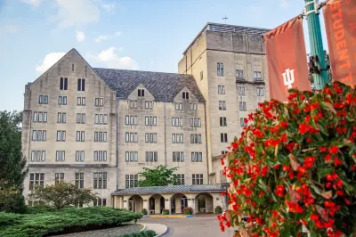 比德爾酒店及會議中心 鄰近Luddy School of Informatics, Computing, and Engineering的酒店