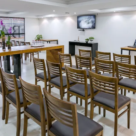 Bauru Office Hotel Отели в г. Бауру